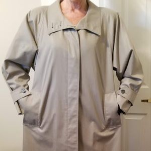Vintage London Fog Beige Long Trench Coat Size 14P